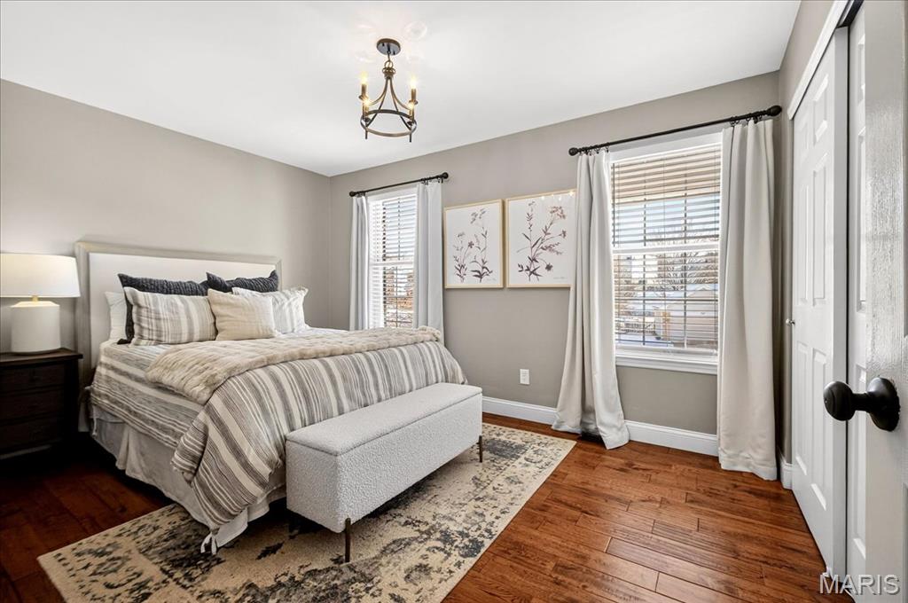 311 Beacon Point Lane