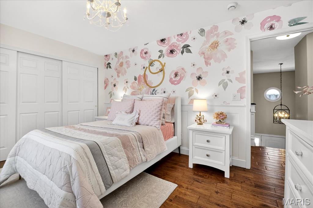 311 Beacon Point Lane