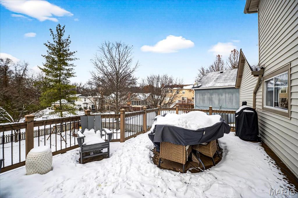 311 Beacon Point Lane