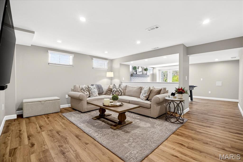 311 Beacon Point Lane