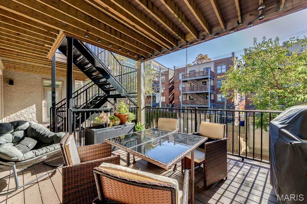 4928 Buckingham Court Unit: 2W
