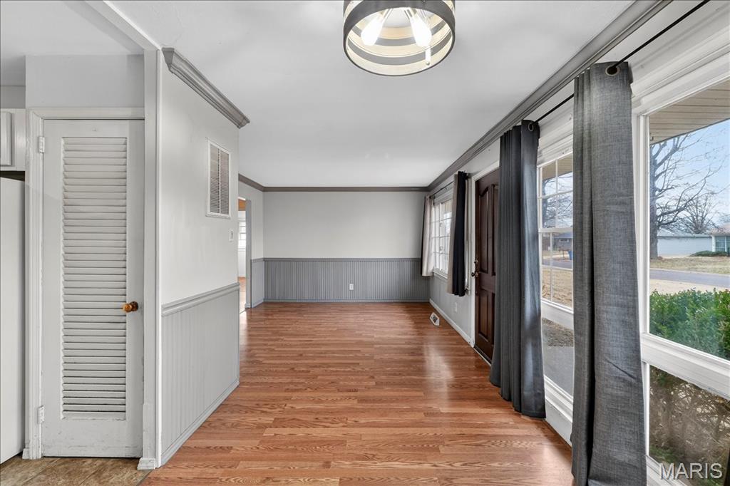 2844 Westlawn Street