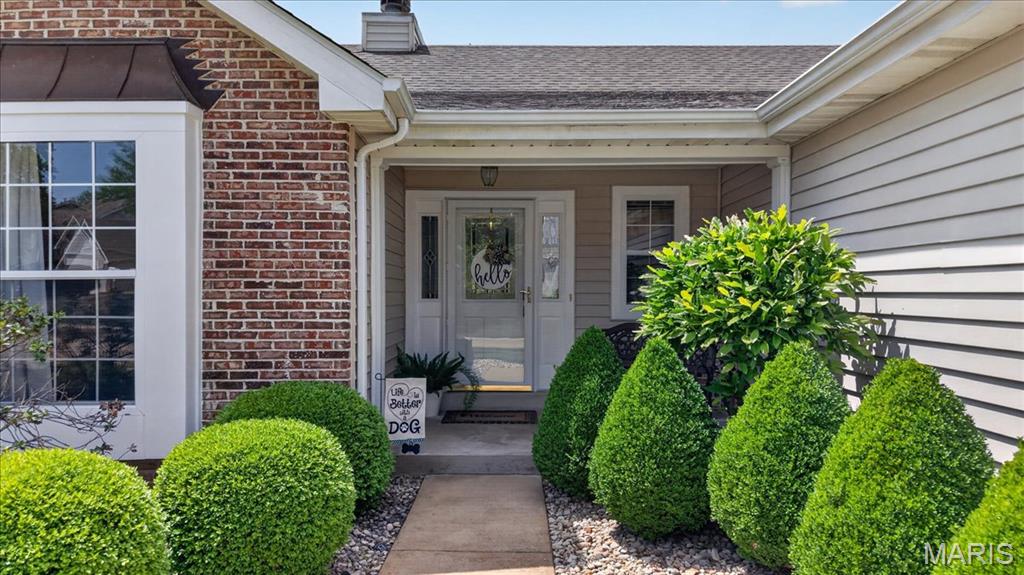 948 Emerald Oaks Court