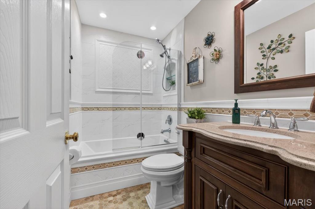 948 Emerald Oaks Court