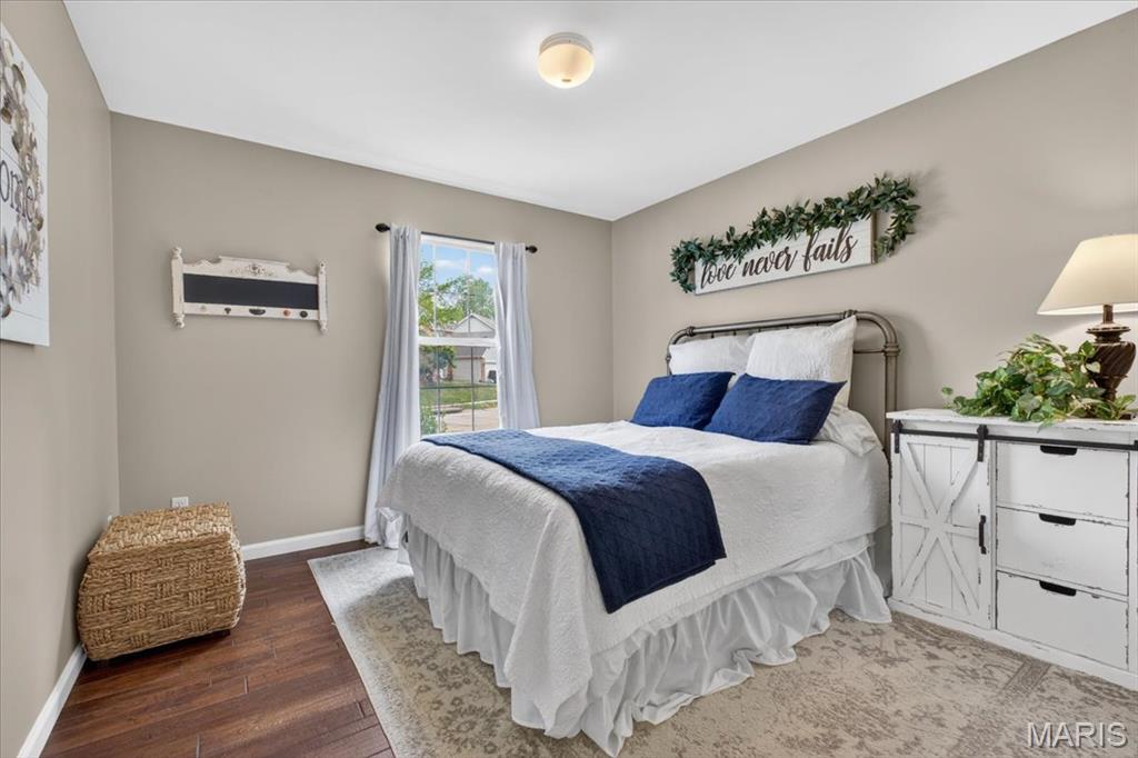 948 Emerald Oaks Court