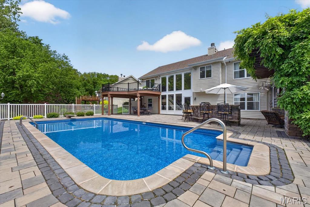 948 Emerald Oaks Court