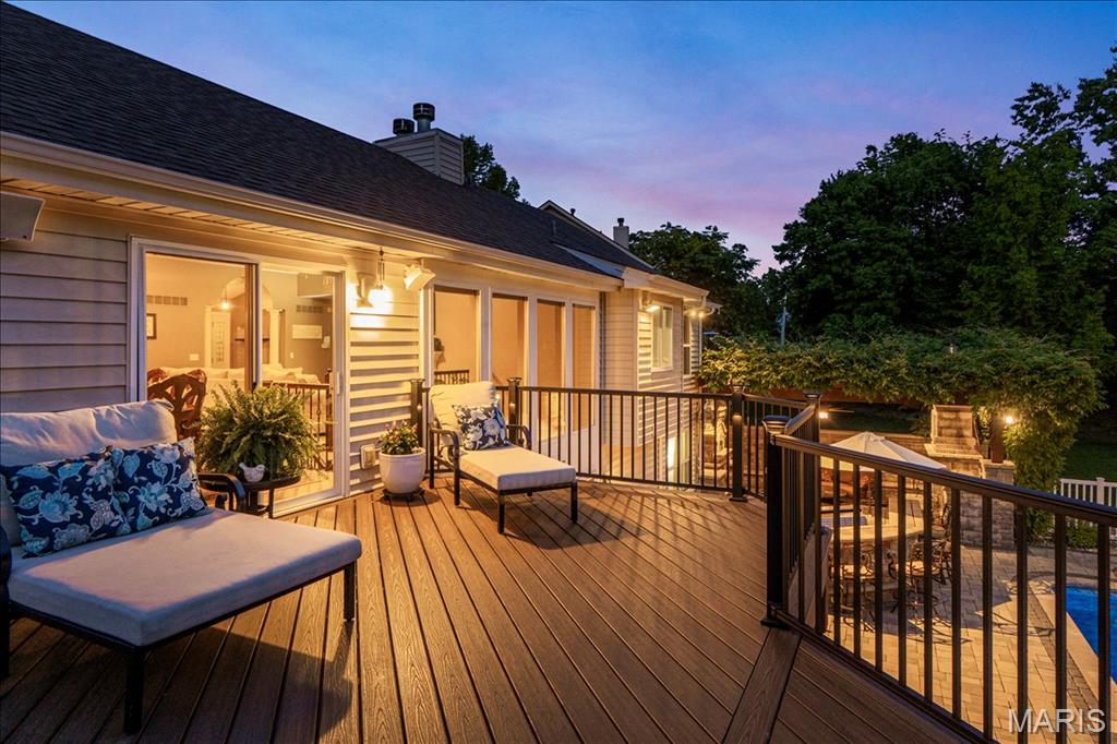 948 Emerald Oaks Court