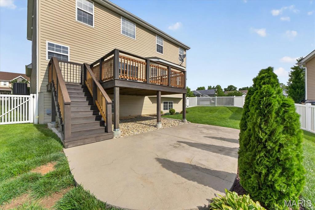 332 Pecan Bluffs Drive