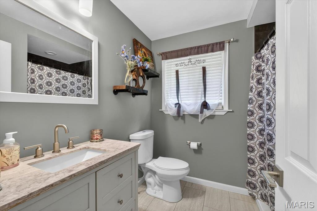 5 Golden Oak Court