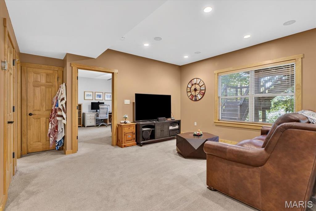 626 Dartmouth Crest Drive