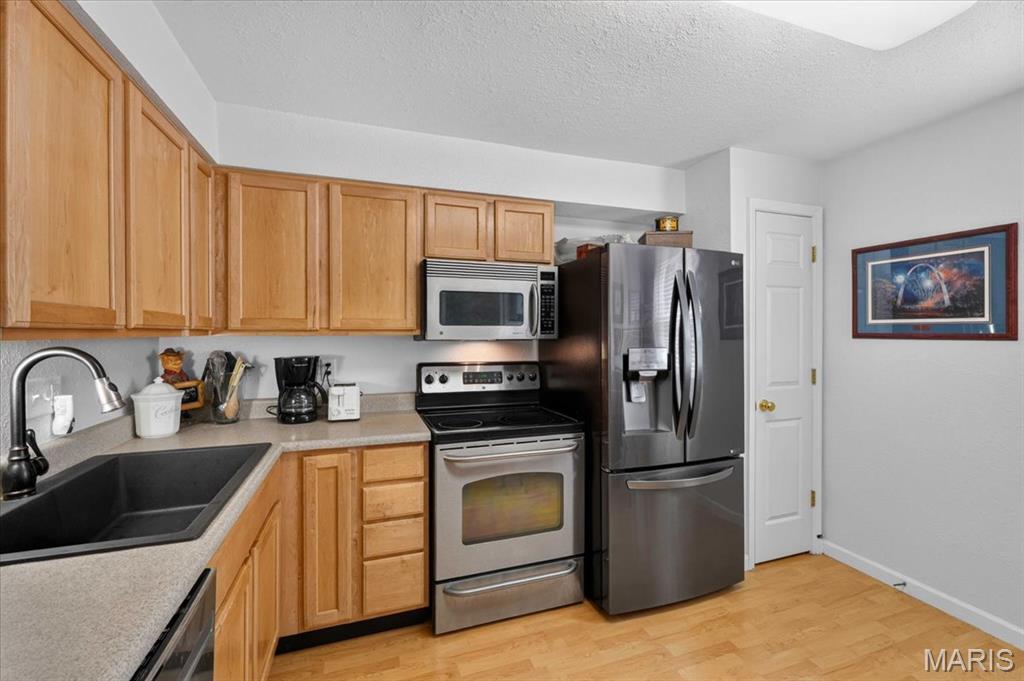 1920 Hunting Lake Court Unit: 102