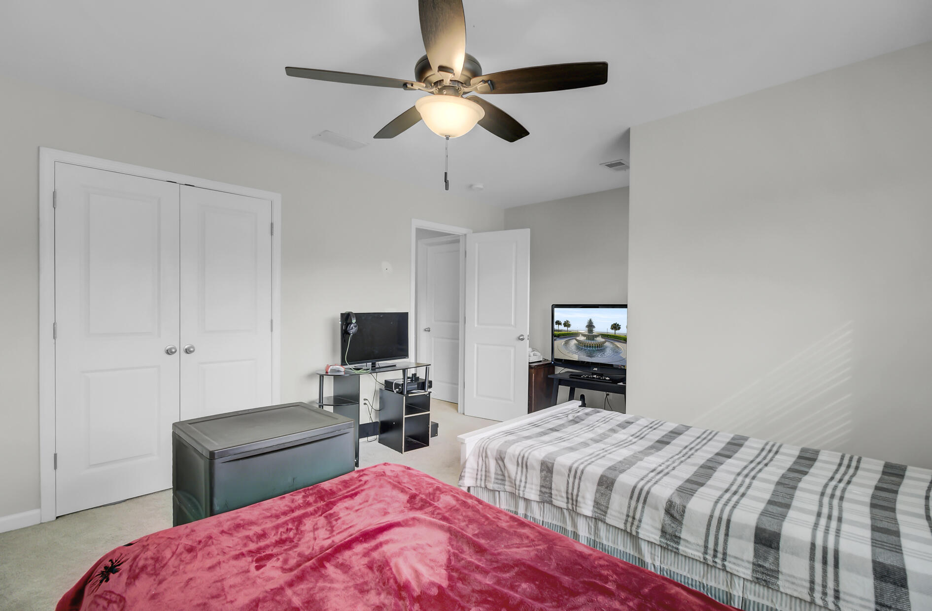 1309 Discovery Drive