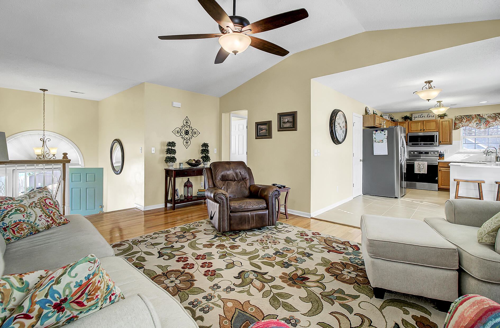 1037 Cobblestone Boulevard