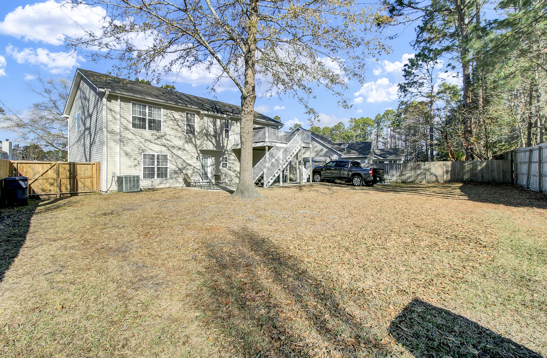 1037 Cobblestone Boulevard
