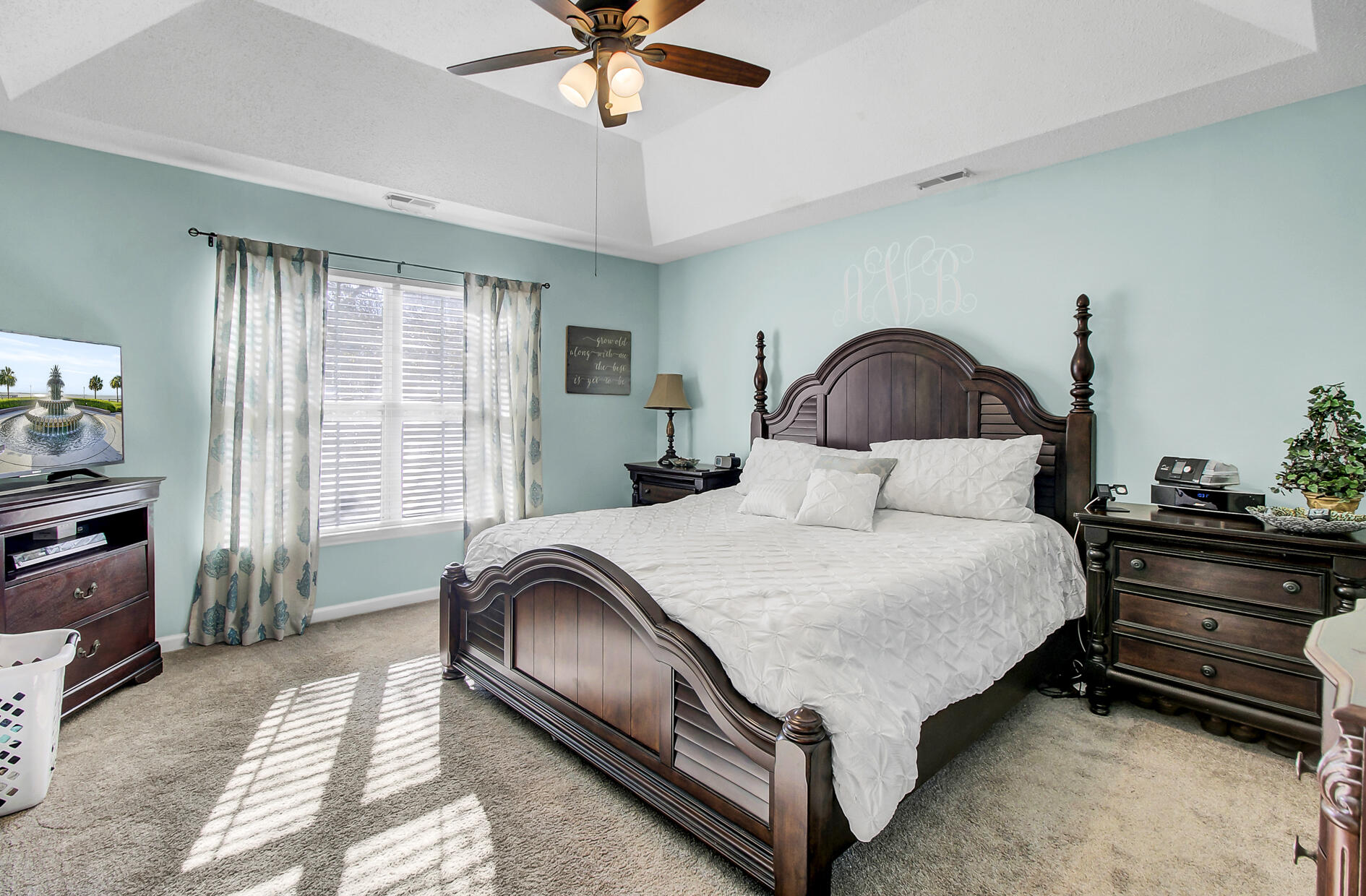 1037 Cobblestone Boulevard