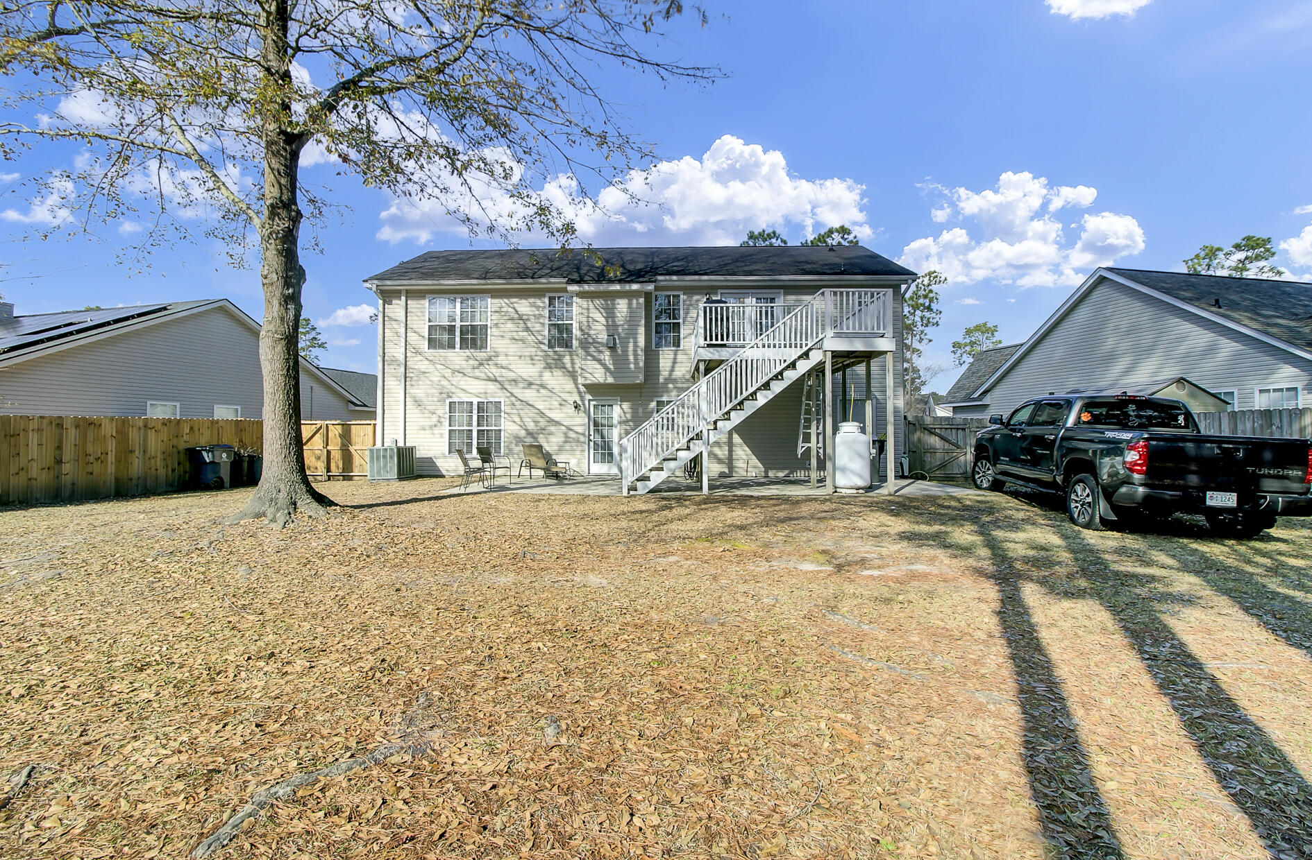 1037 Cobblestone Boulevard