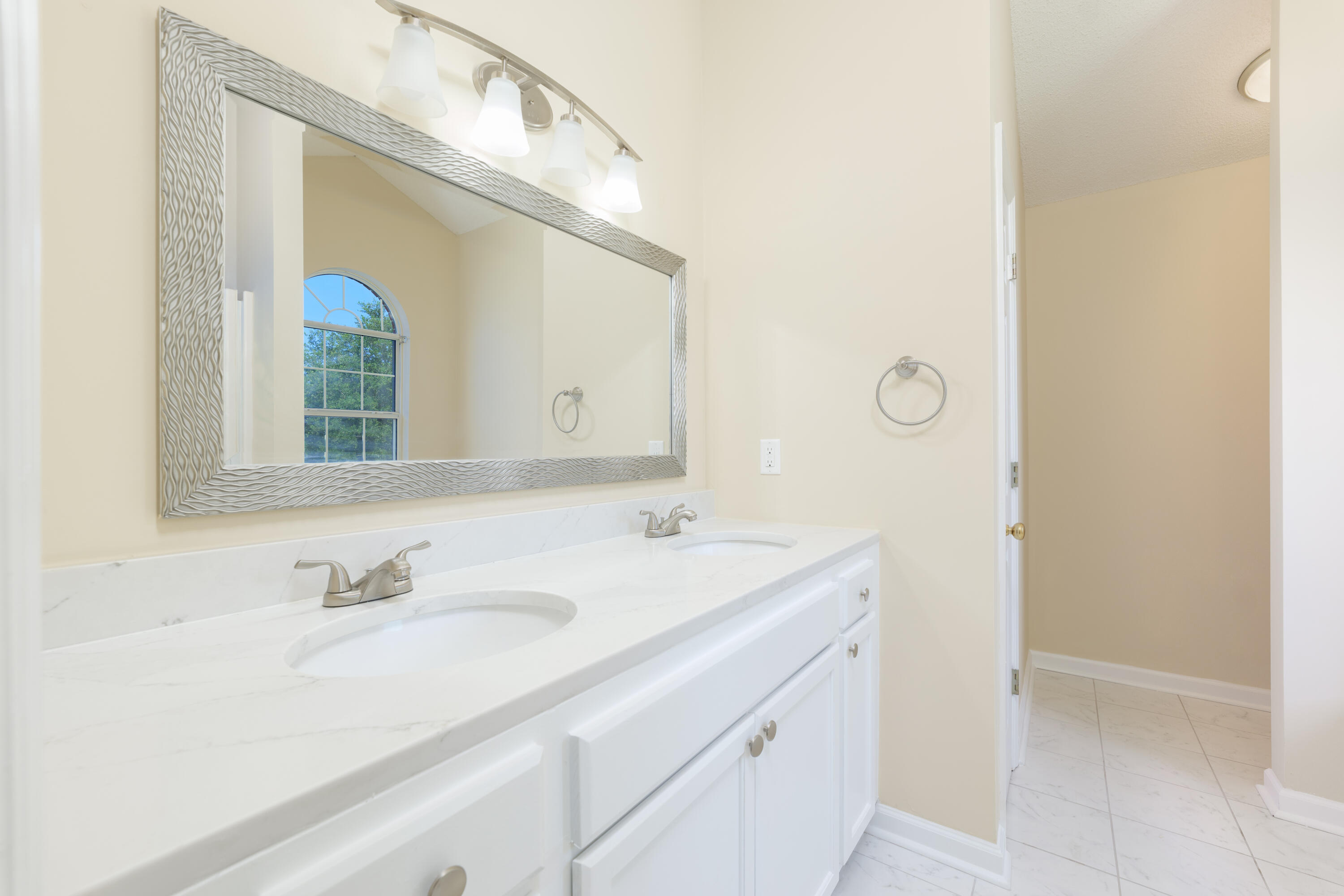 147 Hainsworth Drive