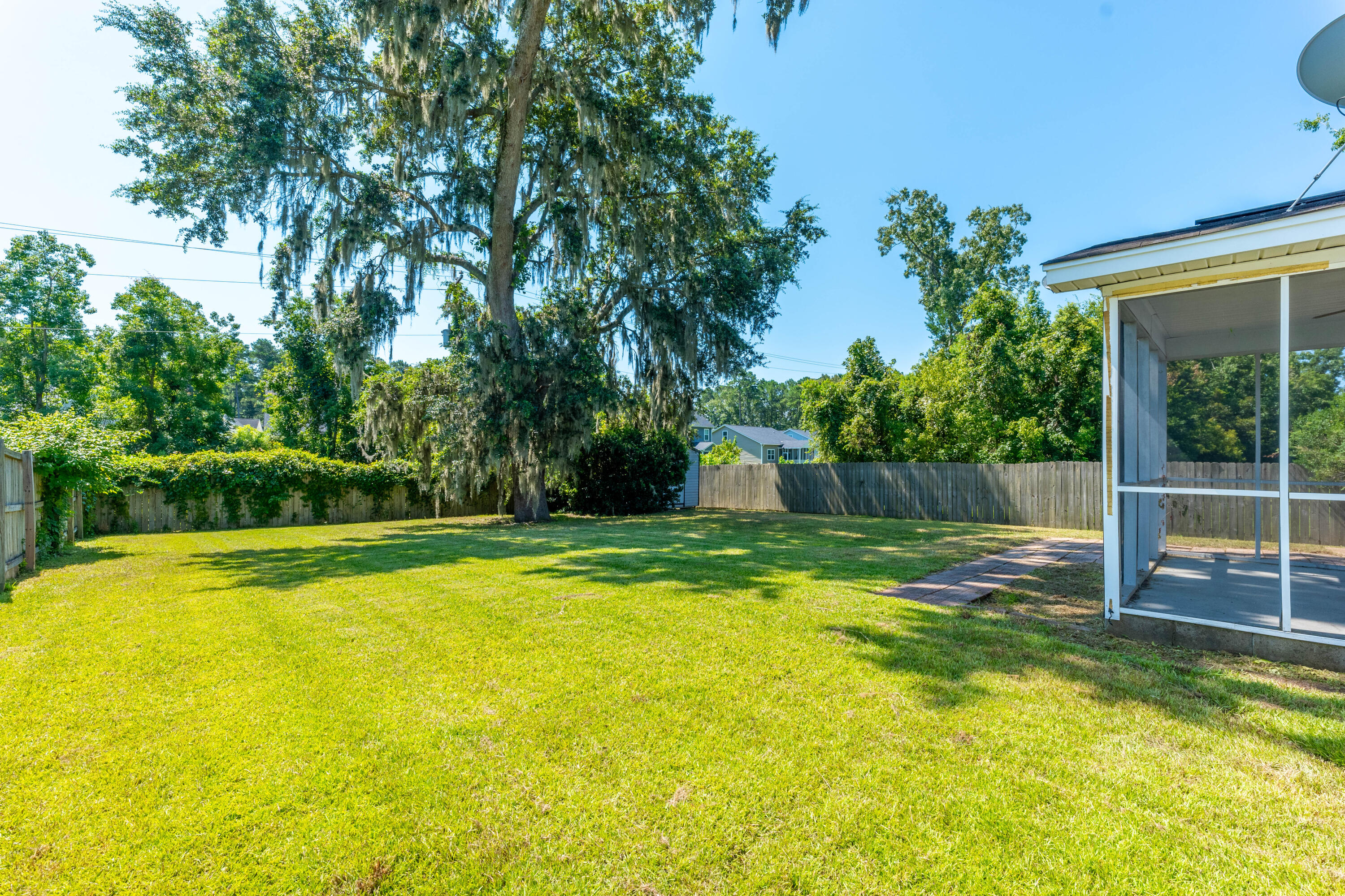 147 Hainsworth Drive