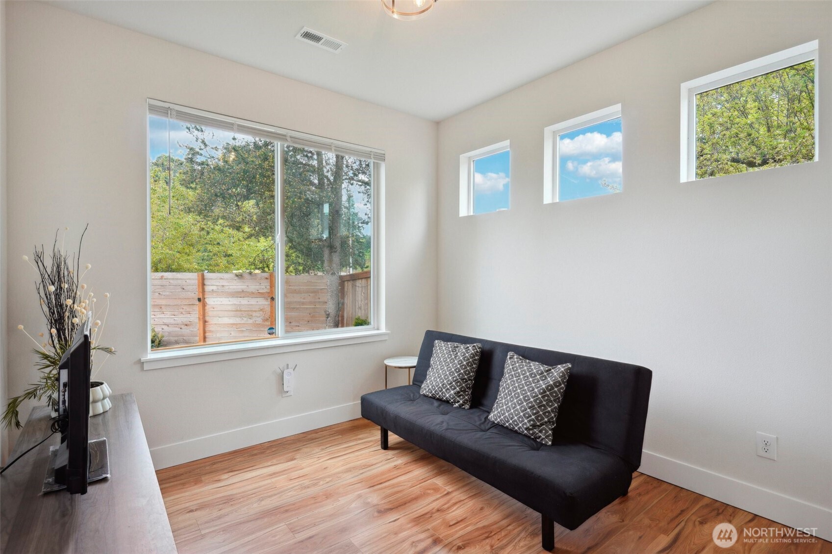 2911 S Puget Sound Avenue