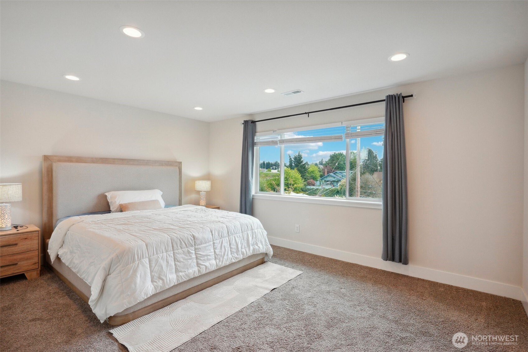 2911 S Puget Sound Avenue