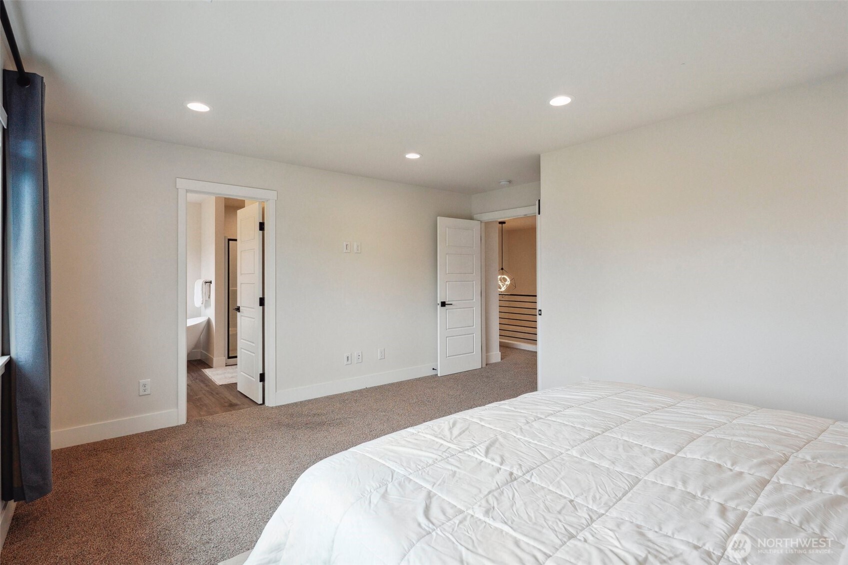 2911 S Puget Sound Avenue