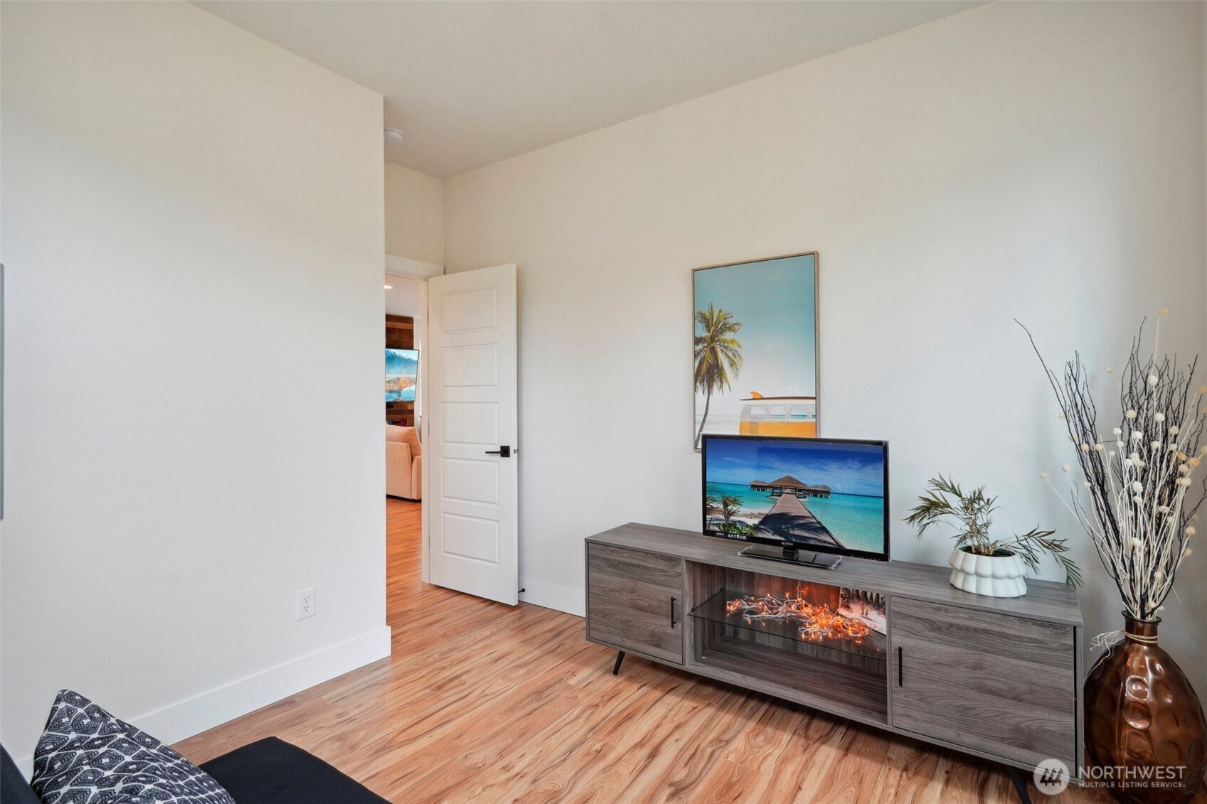 2911 S Puget Sound Avenue