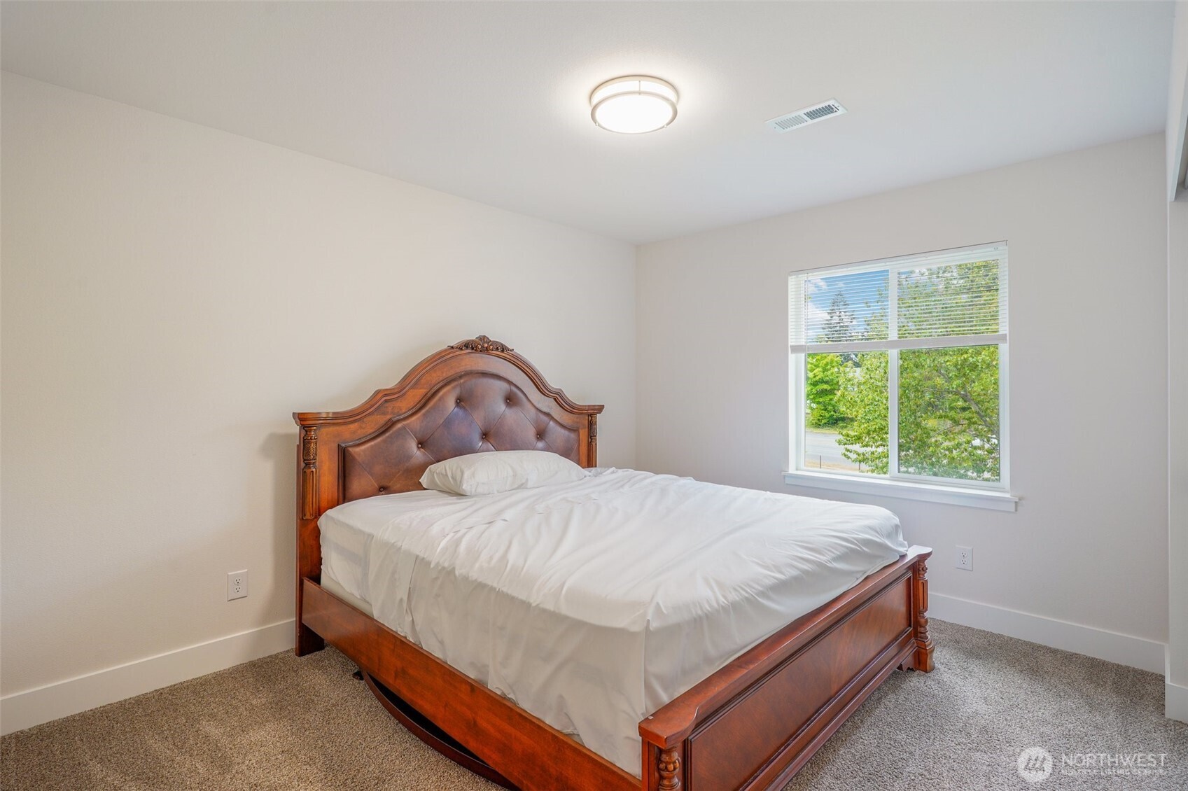 2911 S Puget Sound Avenue