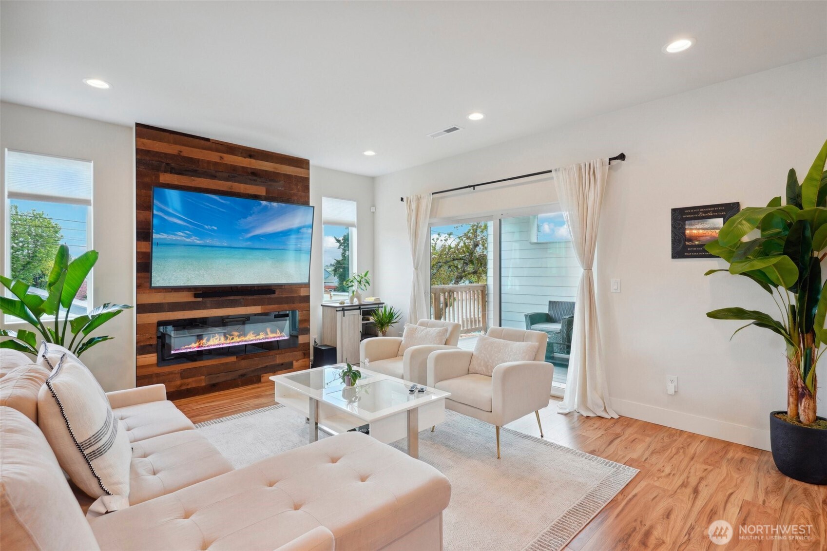 2911 S Puget Sound Avenue