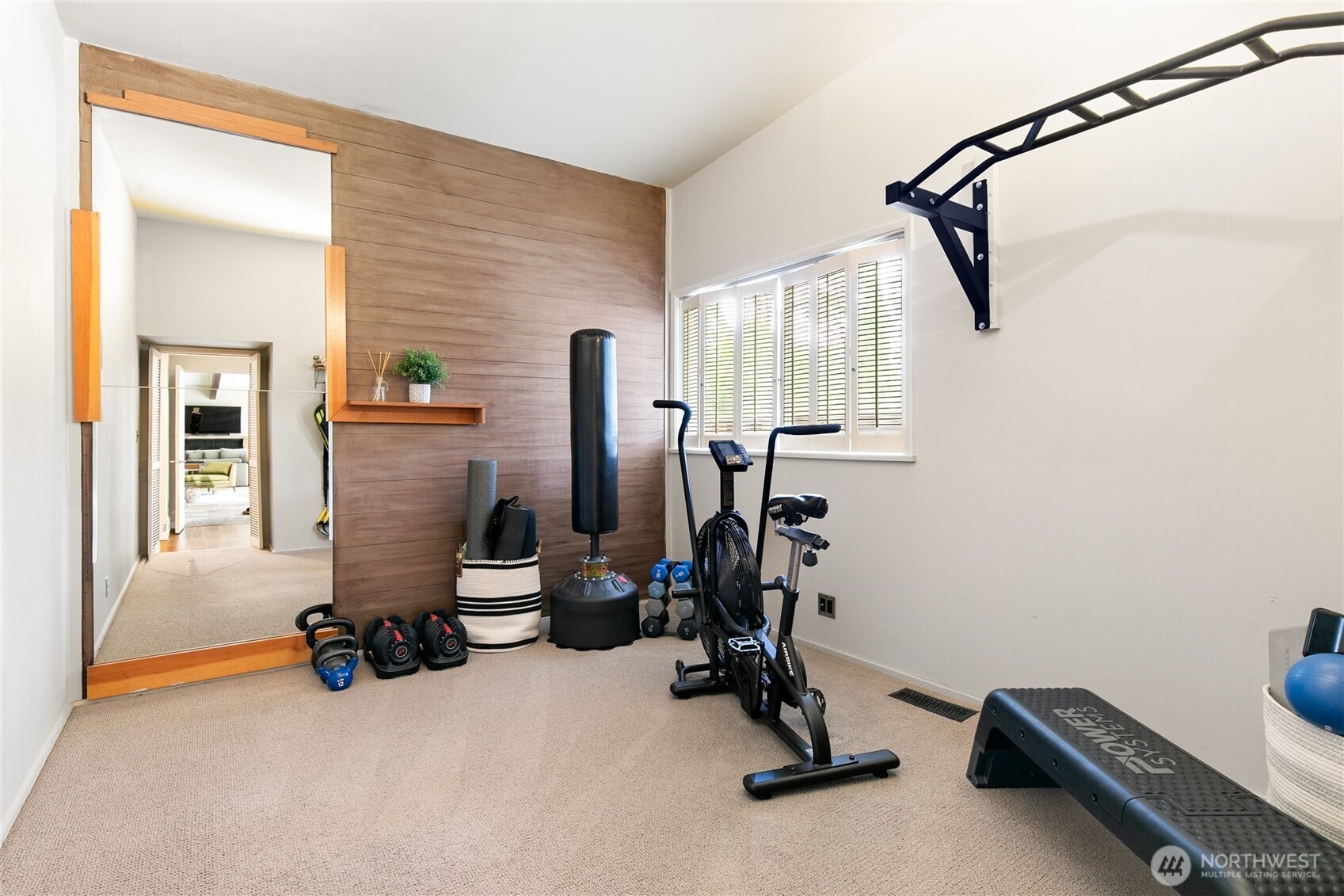 11508 Clovercrest Drive SW