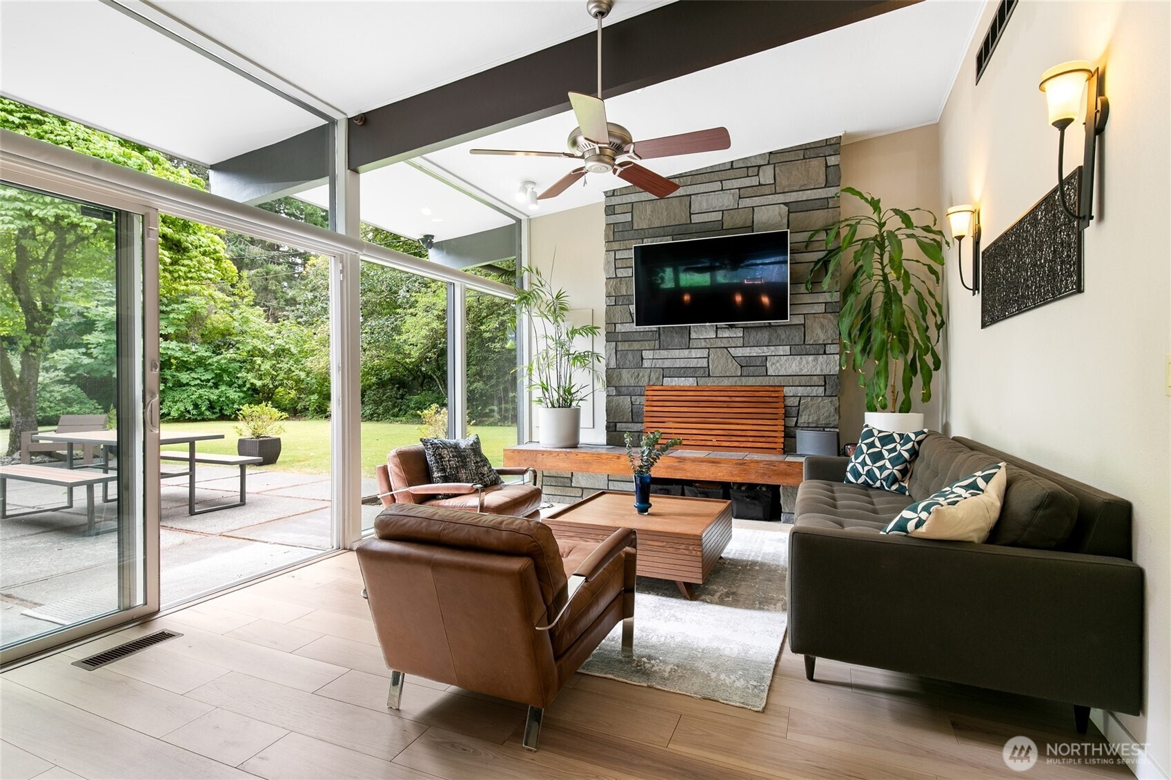 11508 Clovercrest Drive SW