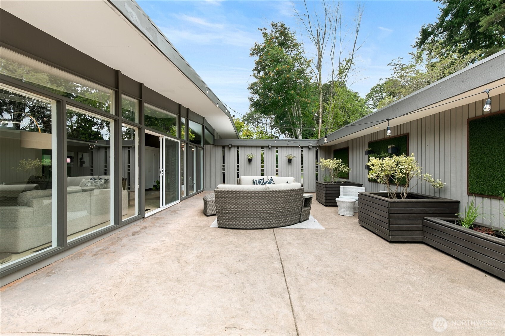 11508 Clovercrest Drive SW