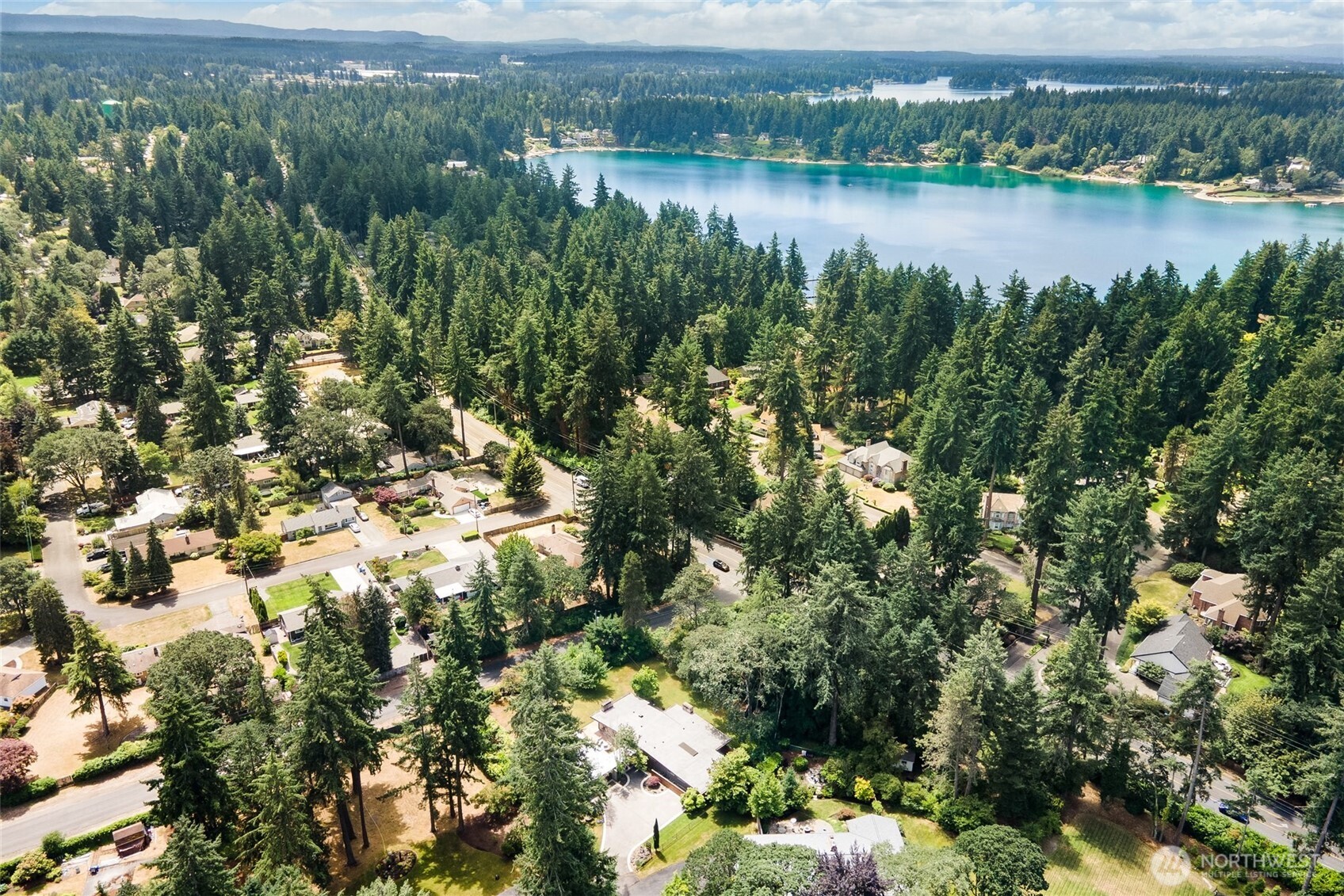 11508 Clovercrest Drive SW