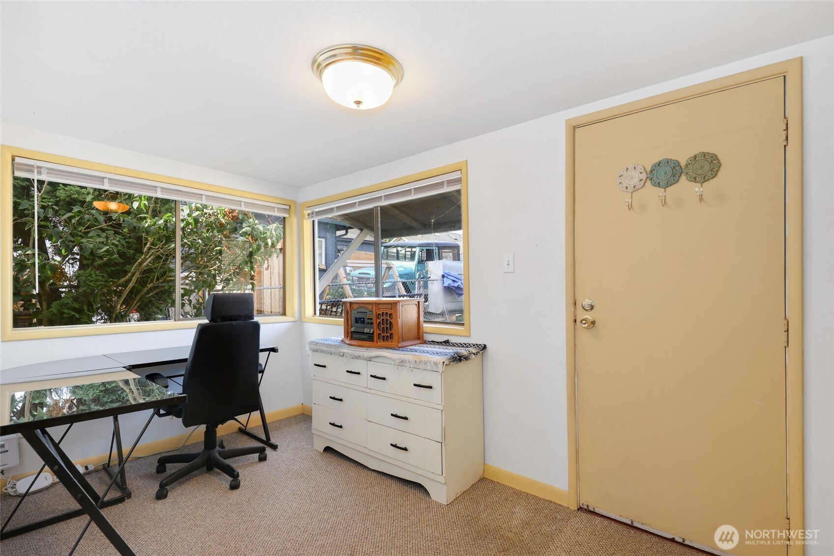 5308 N Shirley Street