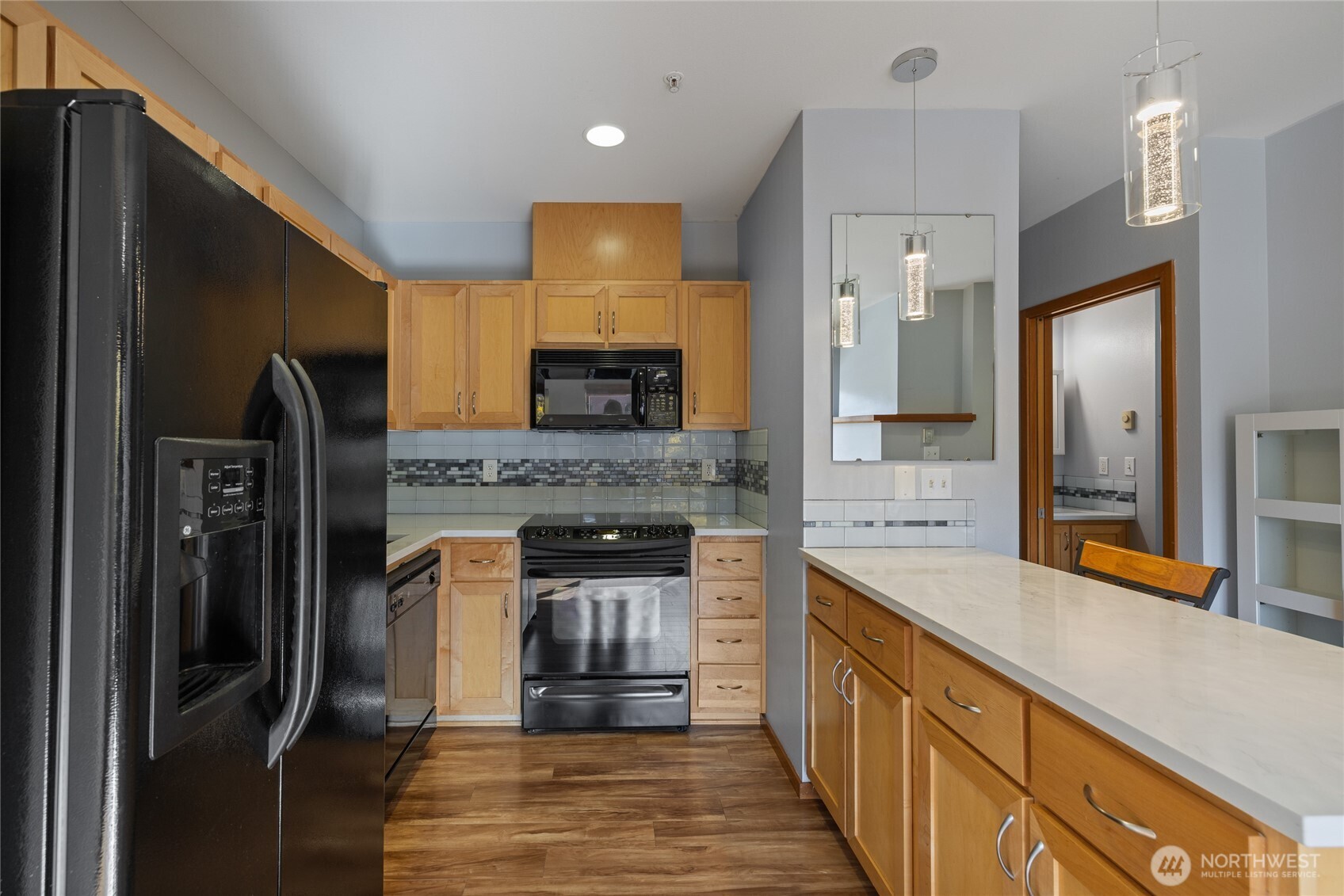 210 W Pioneer Avenue Unit: 207