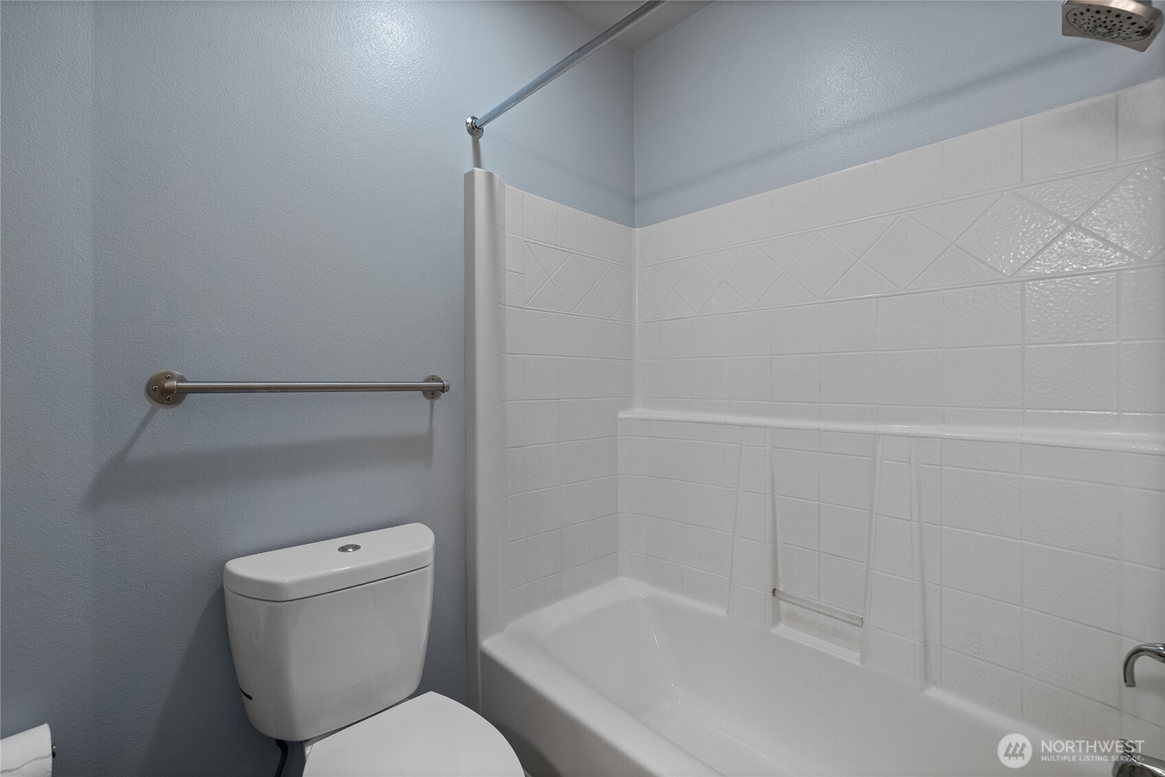 210 W Pioneer Avenue Unit: 207