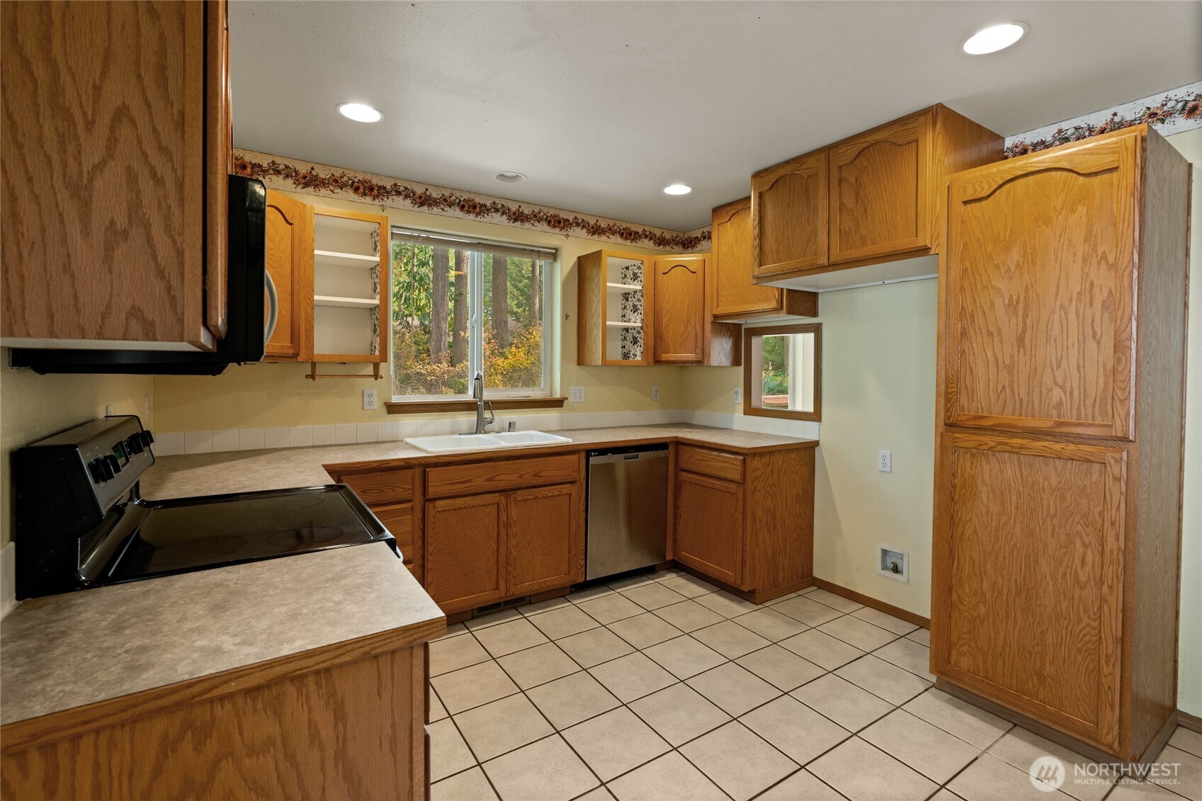 18816 Rampart Drive SE