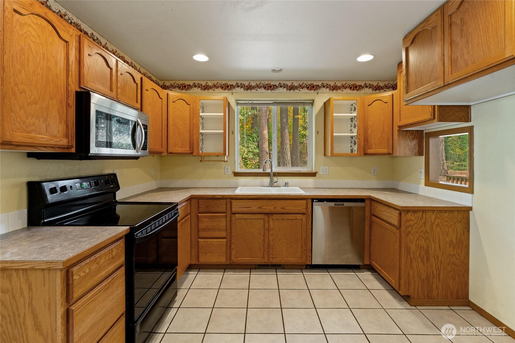 18816 Rampart Drive SE