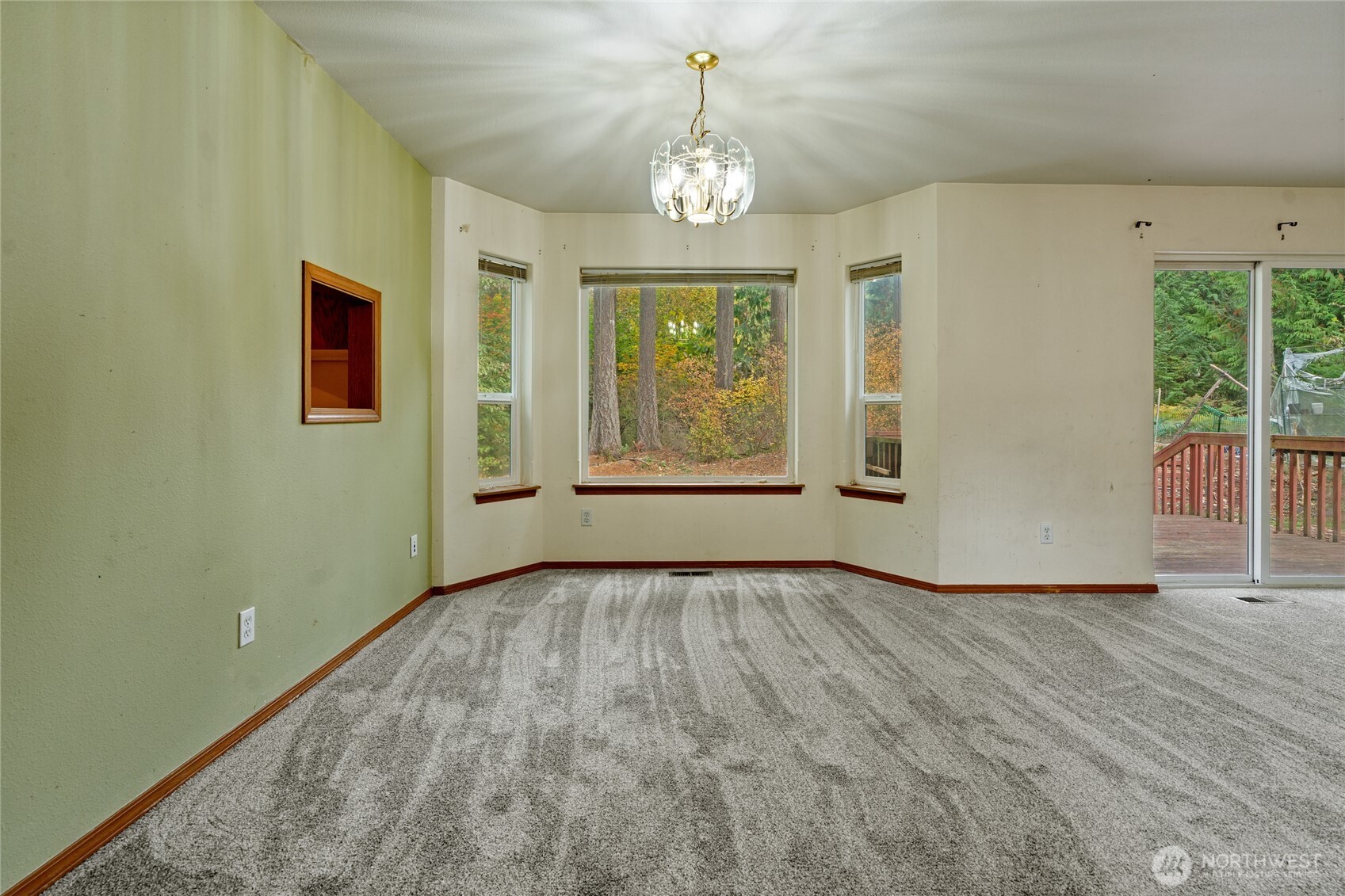 18816 Rampart Drive SE