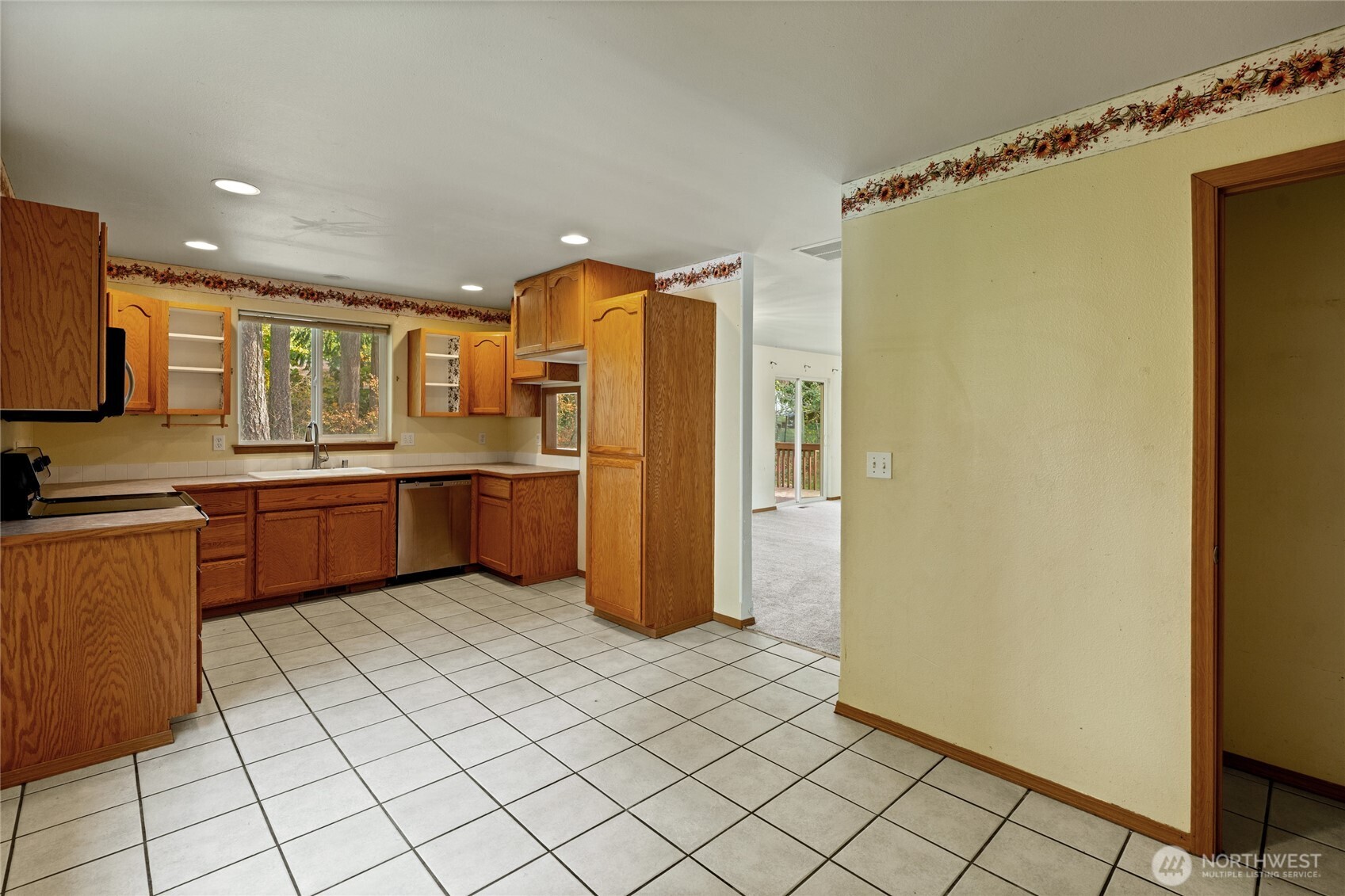 18816 Rampart Drive SE