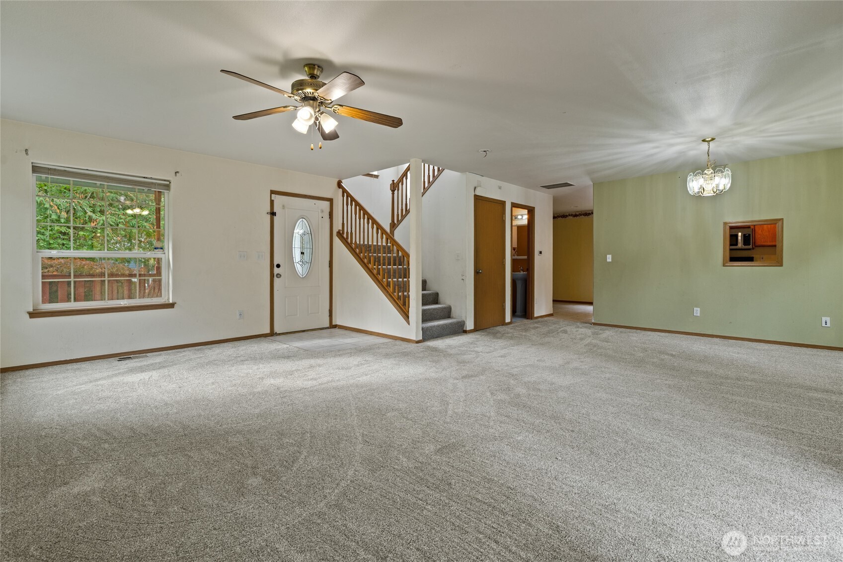 18816 Rampart Drive SE