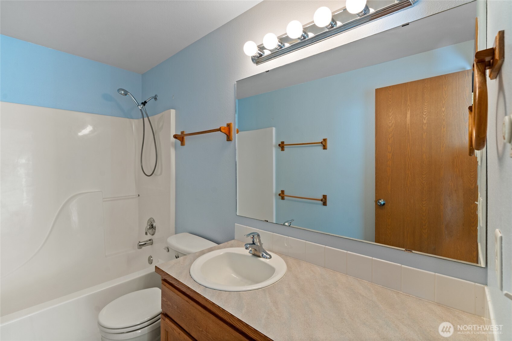 18816 Rampart Drive SE