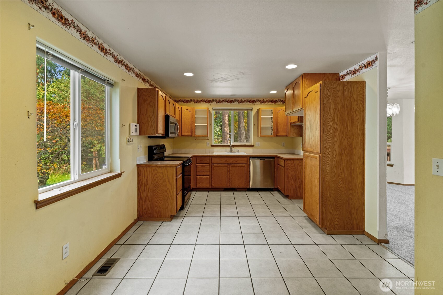 18816 Rampart Drive SE