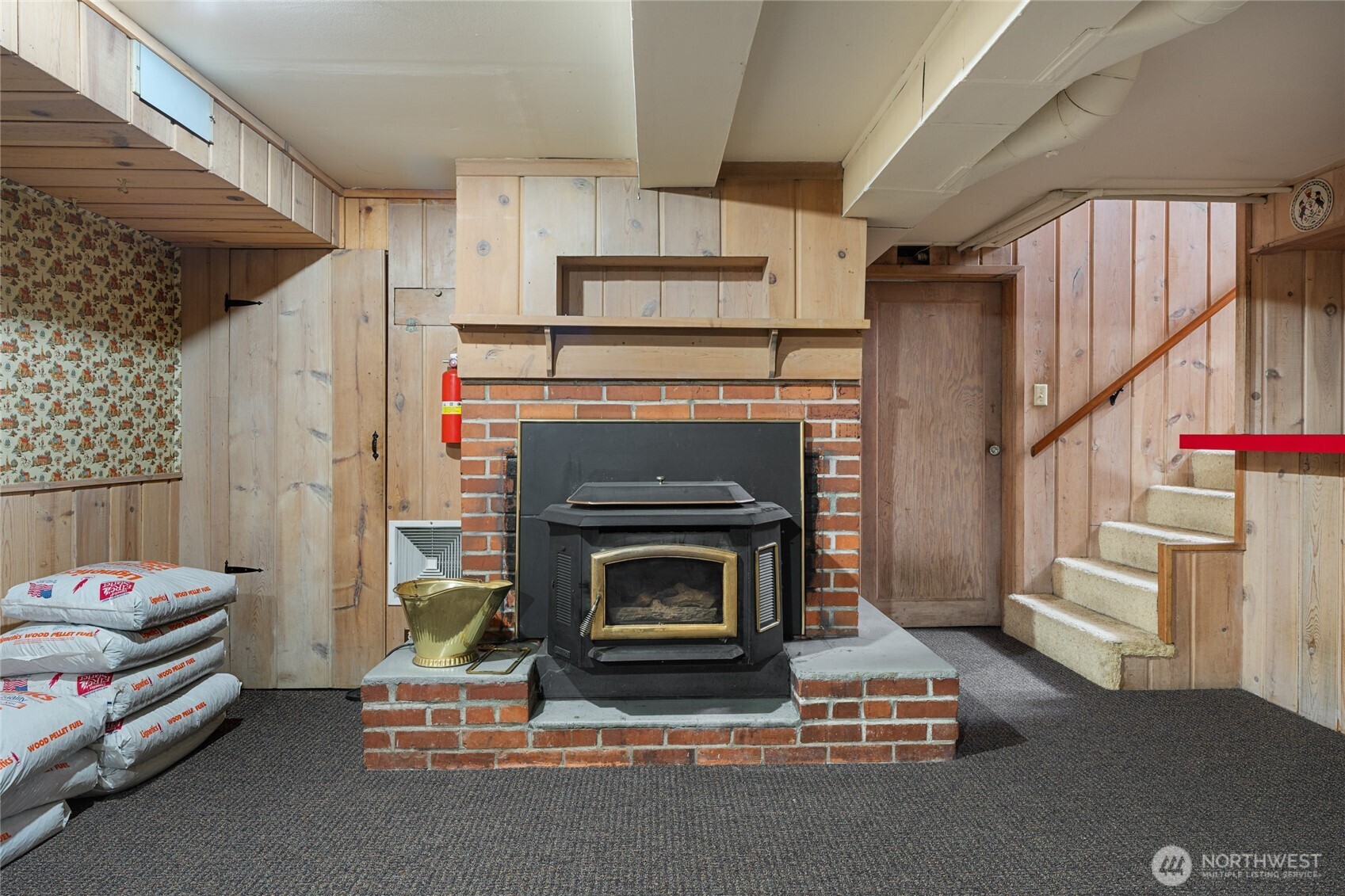497 Central Avenue E