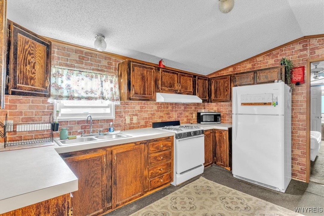 39 Green Valley Estates