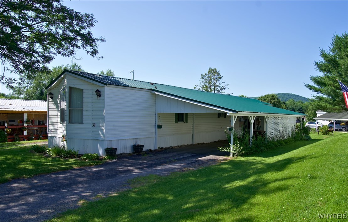 39 Green Valley Estates