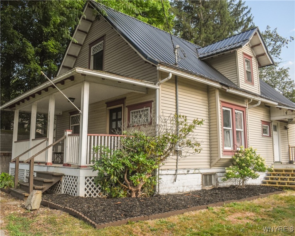 1581 Portville Street