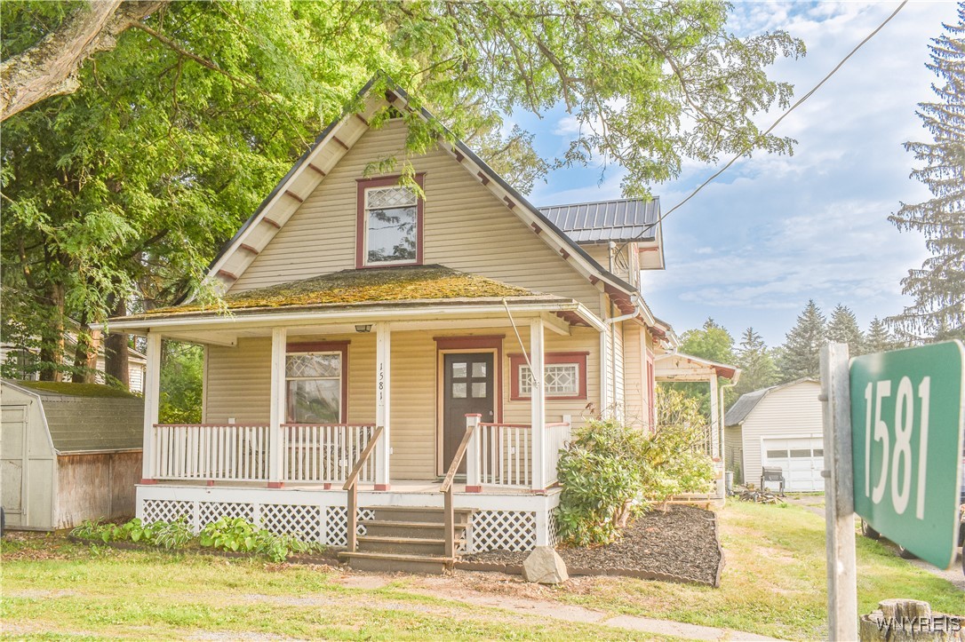 1581 Portville Street