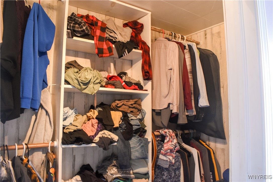 1581 Portville Street