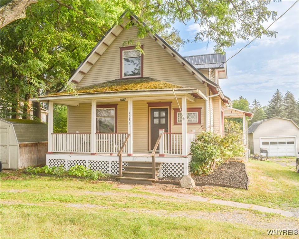 1581 Portville Street