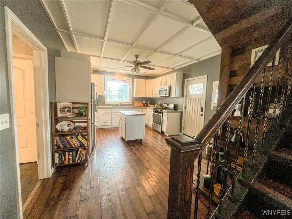 1581 Portville Street